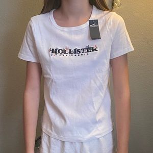 White Hollister shirt